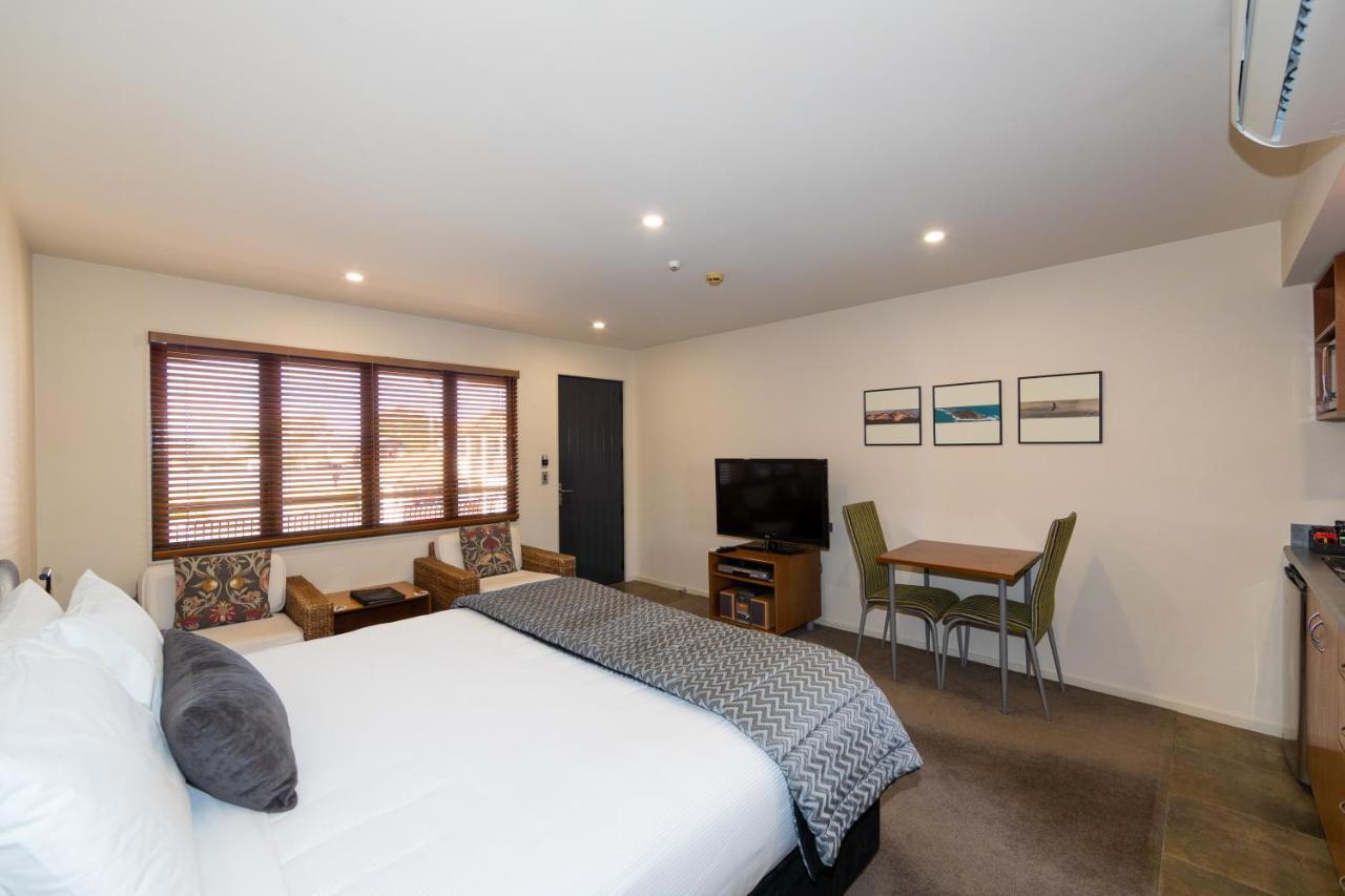 Harvest Lodge Motel Havelock North Buitenkant foto