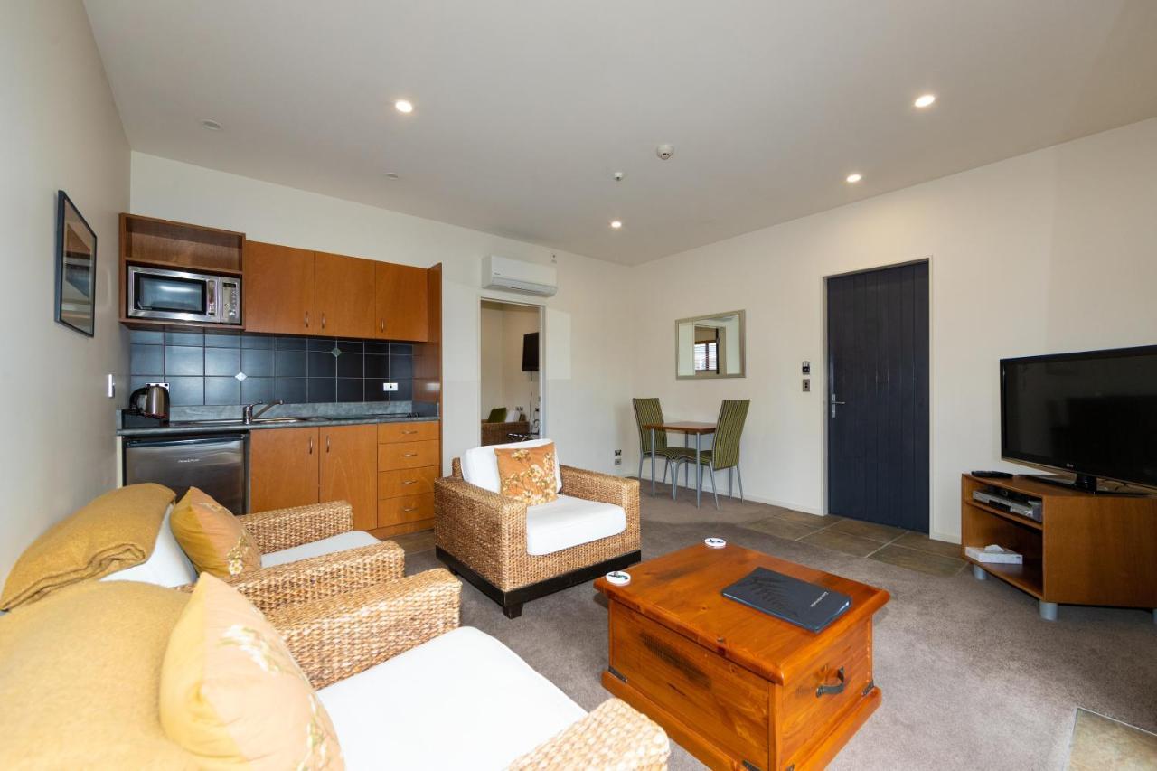 Harvest Lodge Motel Havelock North Buitenkant foto